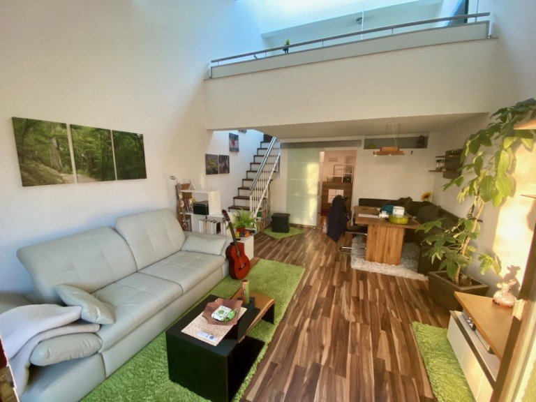 Wohnbereich Wiesbaden Penthousewohnung ***** Schlo�park Biebrich: Luxus Penthouse-Maisonette: Blick in Park - top-saniert! *****