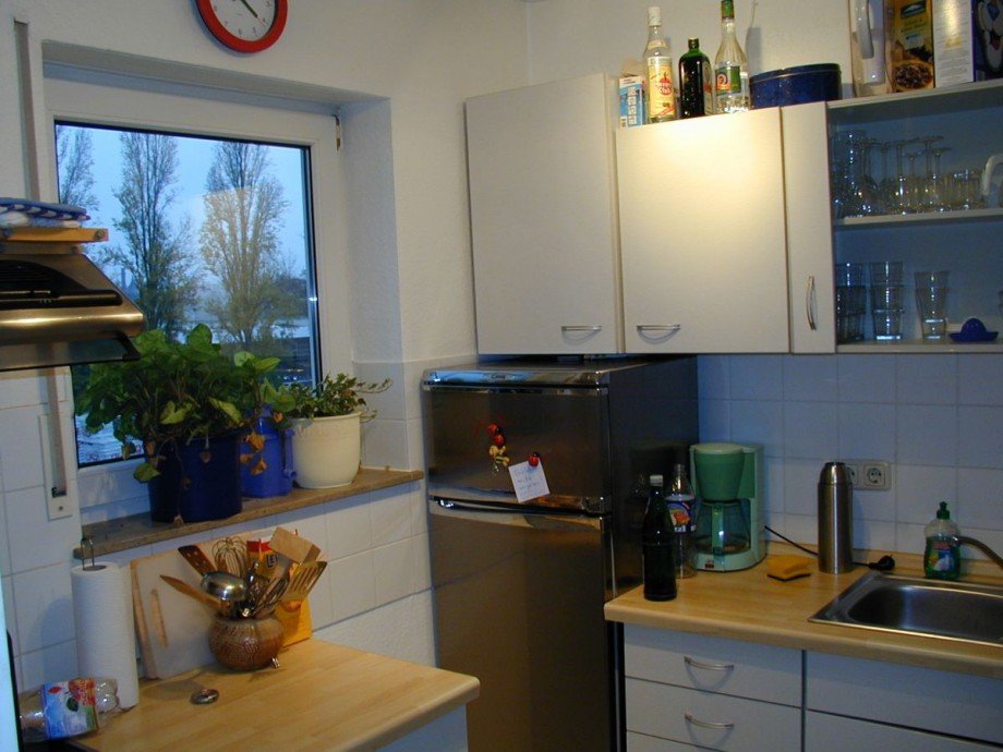 Abgeschlossene K�che mit Fenster Terrassenwohnung Wiesbaden